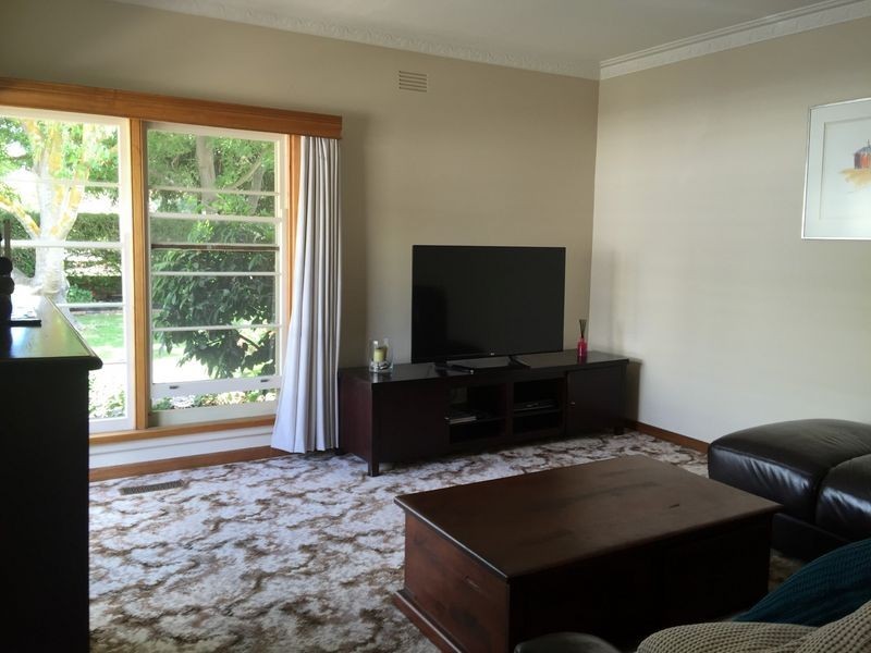 16 Panorama Road, Herne Hill VIC 3218