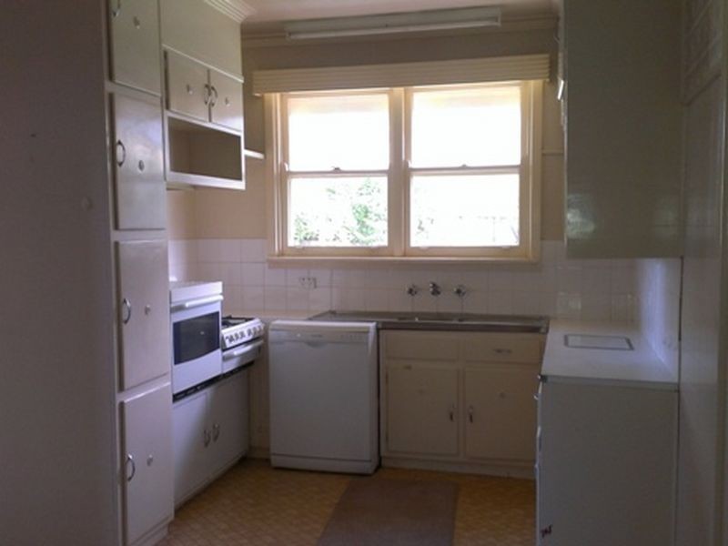 10 Norman Court, Highton VIC 3216