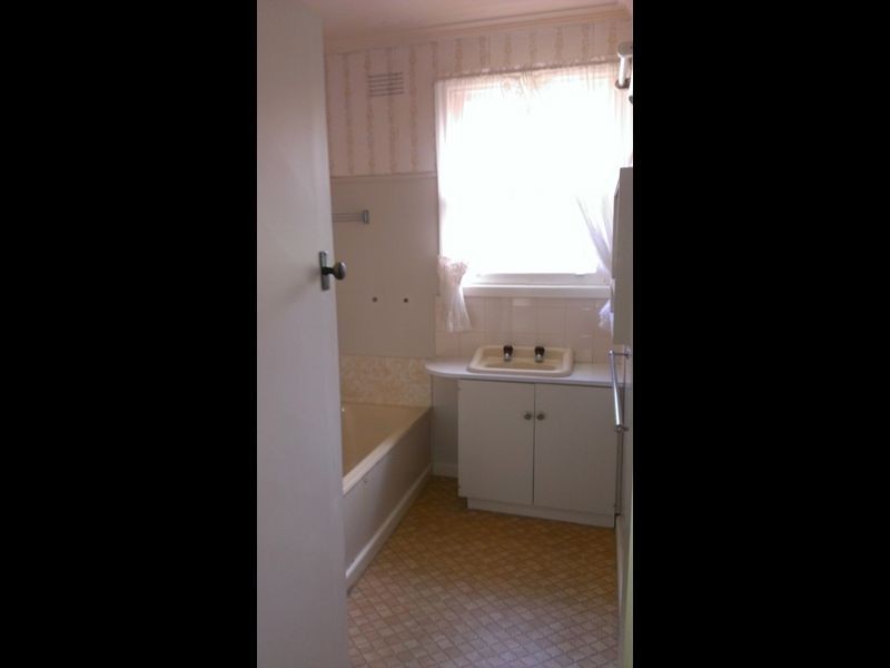 10 Norman Court, Highton VIC 3216