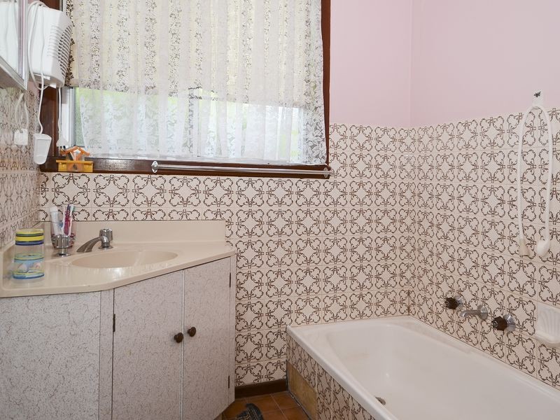 14 Anakie Road, Bell Park VIC 3215