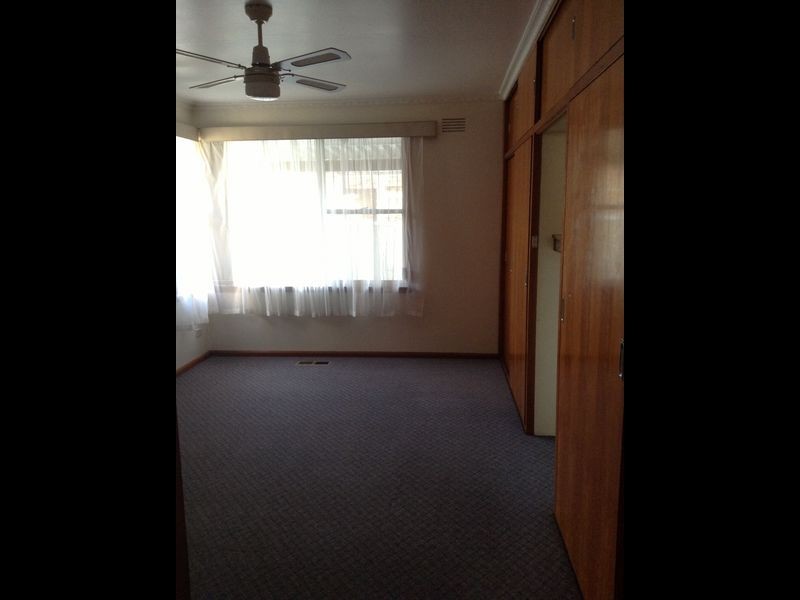 21 Alkoomi Avenue, Hamlyn Heights VIC 3215