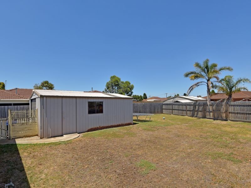 7 Vostok Court, Whittington VIC 3219