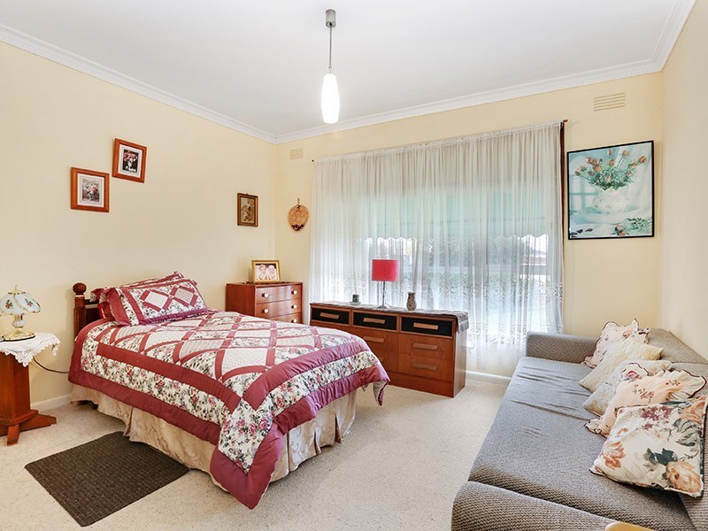 1 Alvena Court, Bell Park VIC 3215
