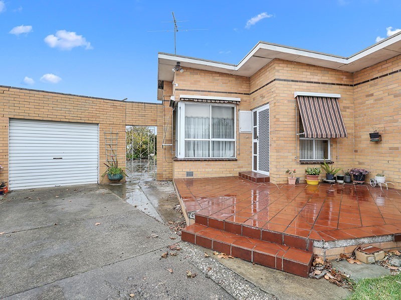 1 Alvena Court, Bell Park VIC 3215