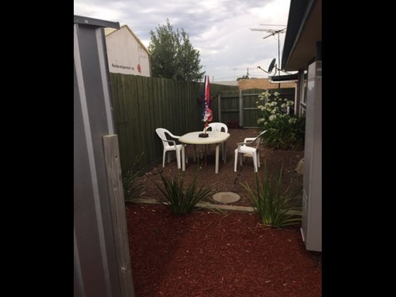 3/8 Casaceli Court, Whittington VIC 3219