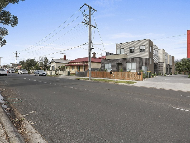 Unit 9/2B Swinburne Street, Rippleside VIC 3215