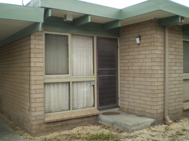 2/18 Stafford Street, Herne Hill VIC 3218