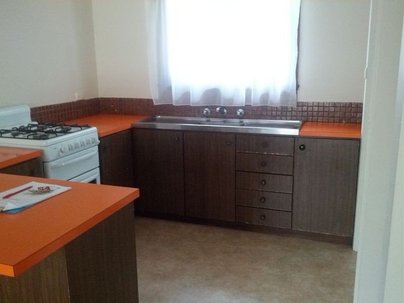 2/18 Stafford Street, Herne Hill VIC 3218