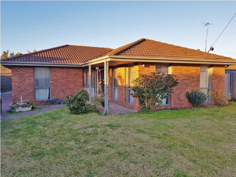 8 Creswick Court, Corio VIC 3214