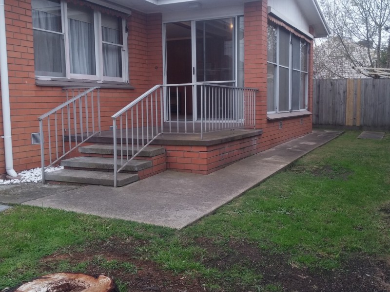 1/166 Autumn Street, Geelong West VIC 3218