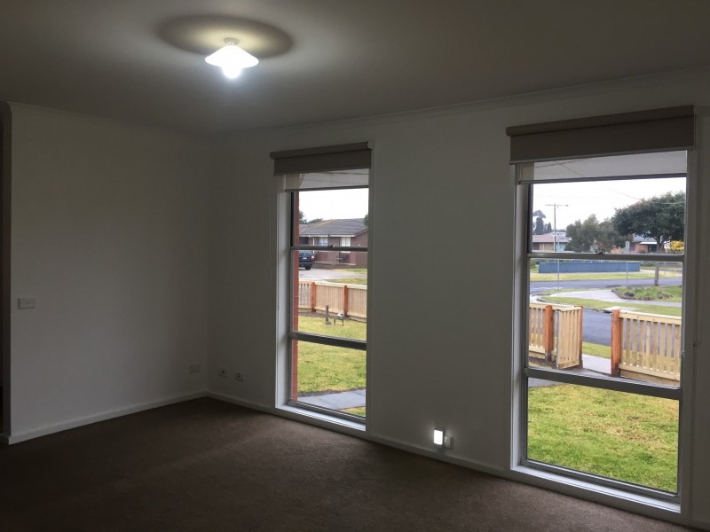 2 Carmarthen Drive, Corio VIC 3214