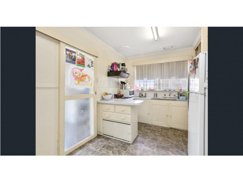 6 Oregon Avenue, Corio VIC 3214