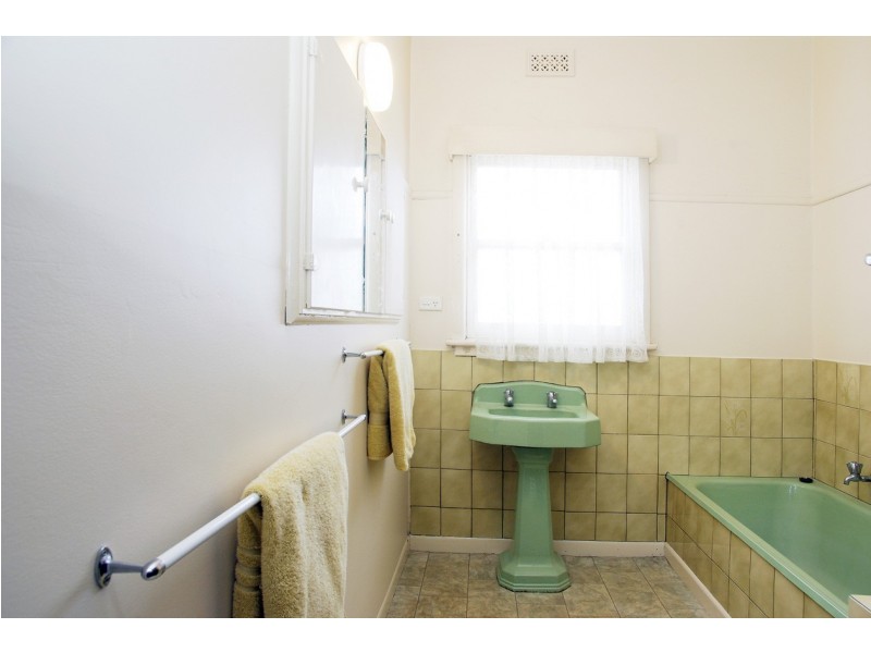 Unit 1/6 Torquay Road, Belmont VIC 3216