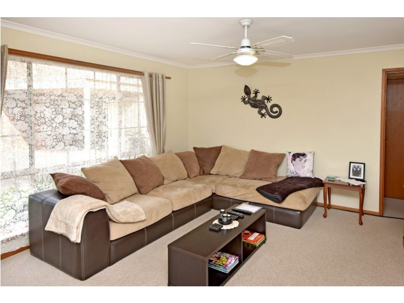 Unit 2/20 Saturn Street, Newcomb VIC 3219