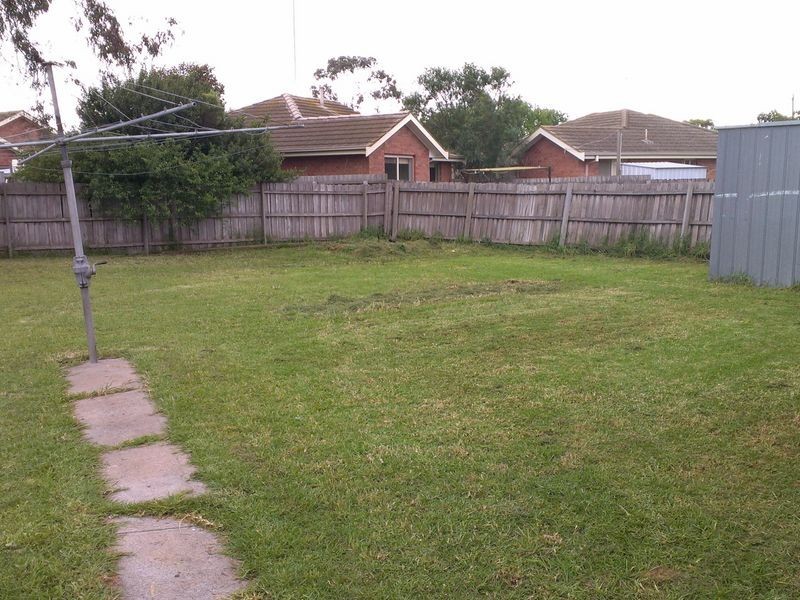 7 Takoma Court, Norlane VIC 3214