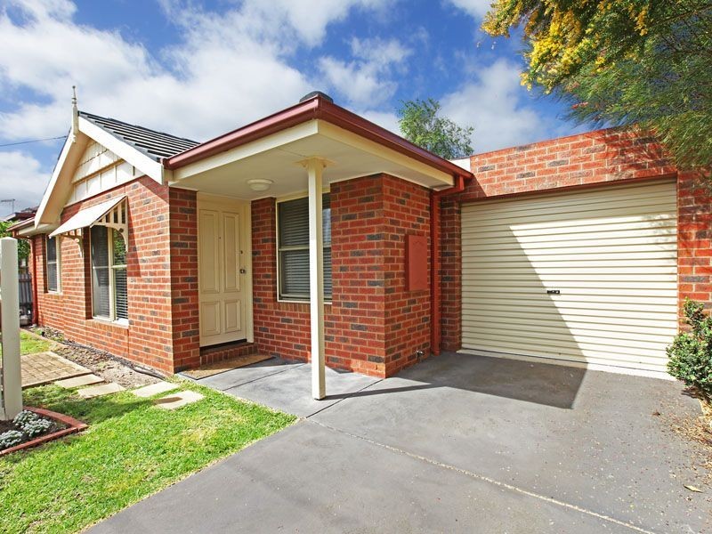 47 Clonard Avenue, Geelong West VIC 3218