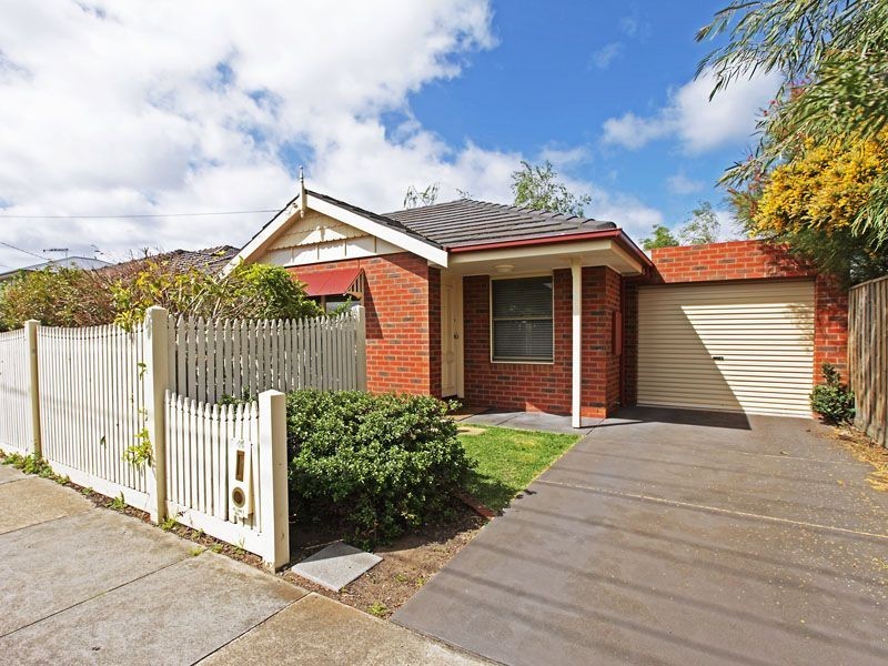 47 Clonard Avenue, Geelong West VIC 3218