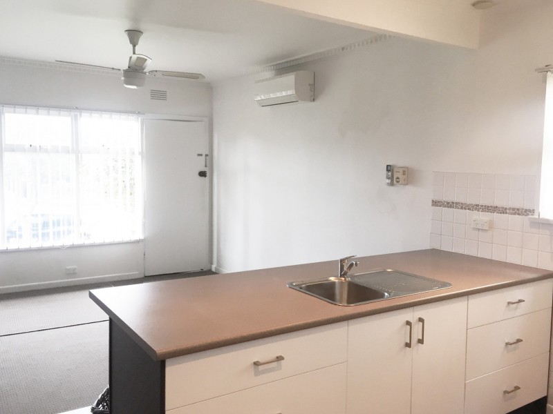 3/6 Stradling Avenue, Drumcondra VIC 3215