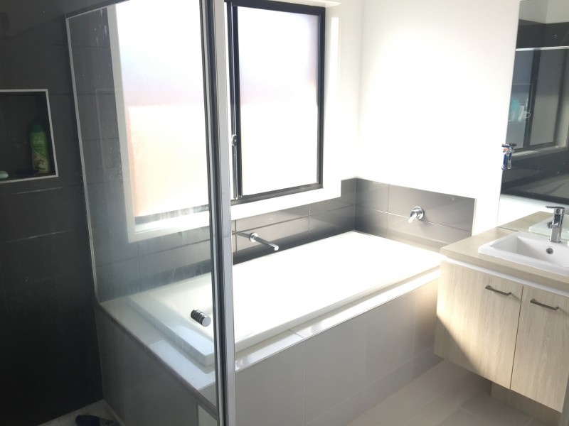 49 Manna Gum Drive, Mount Duneed VIC 3216