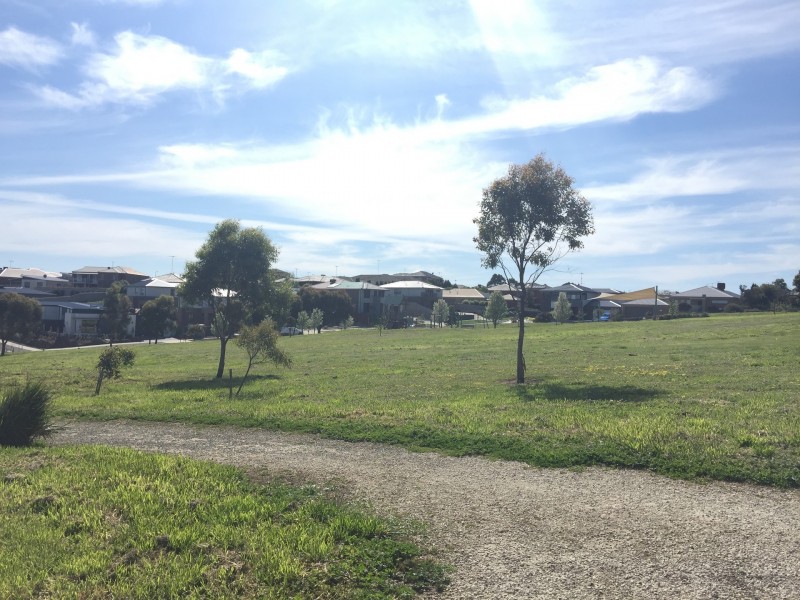 Unit 1/22 Dartmoor Drive, Highton VIC 3216