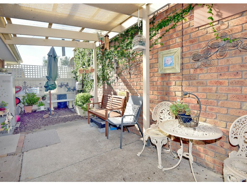 Unit 3/20 Saturn Street, Newcomb VIC 3219