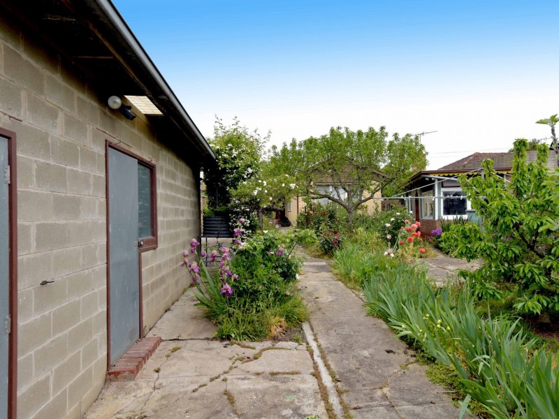 23 Sheridan Street, Hamlyn Heights VIC 3215