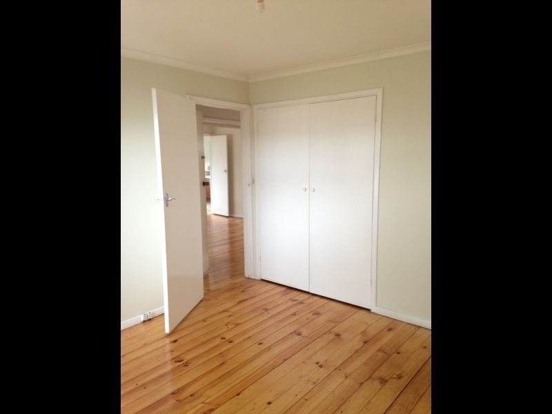 11 Currier Street, Breakwater VIC 3219