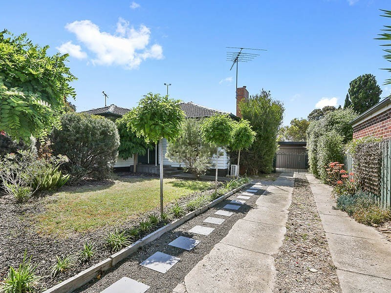 1 Glyn Street, Belmont VIC 3216