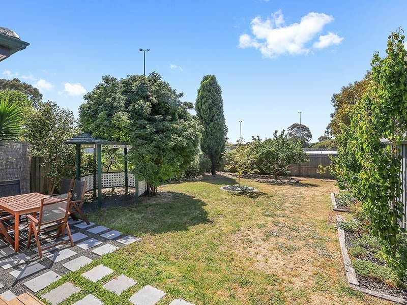1 Glyn Street, Belmont VIC 3216