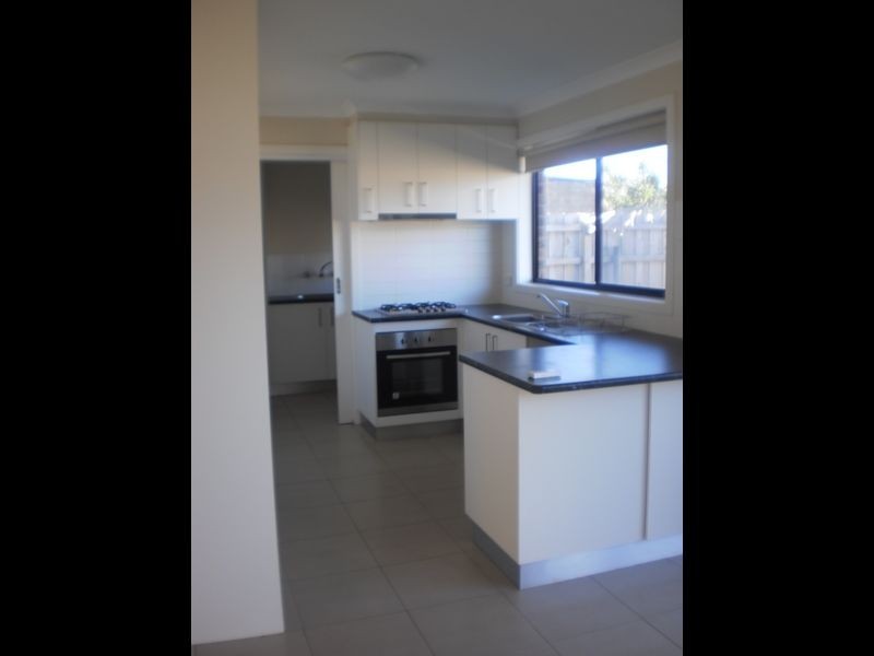2/31 Gerbera Avenue, Norlane VIC 3214
