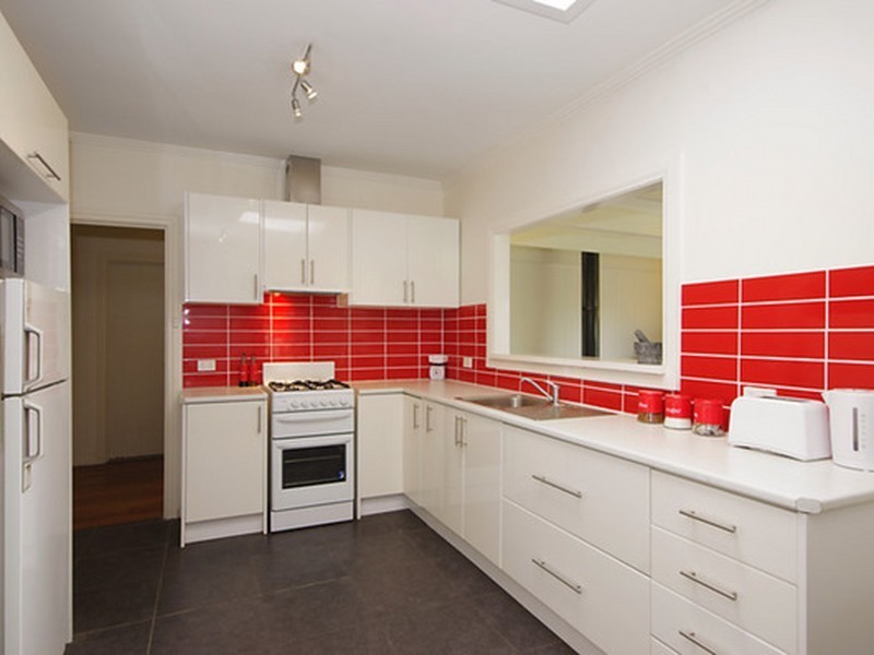 32 Kidman Avenue, Belmont VIC 3216