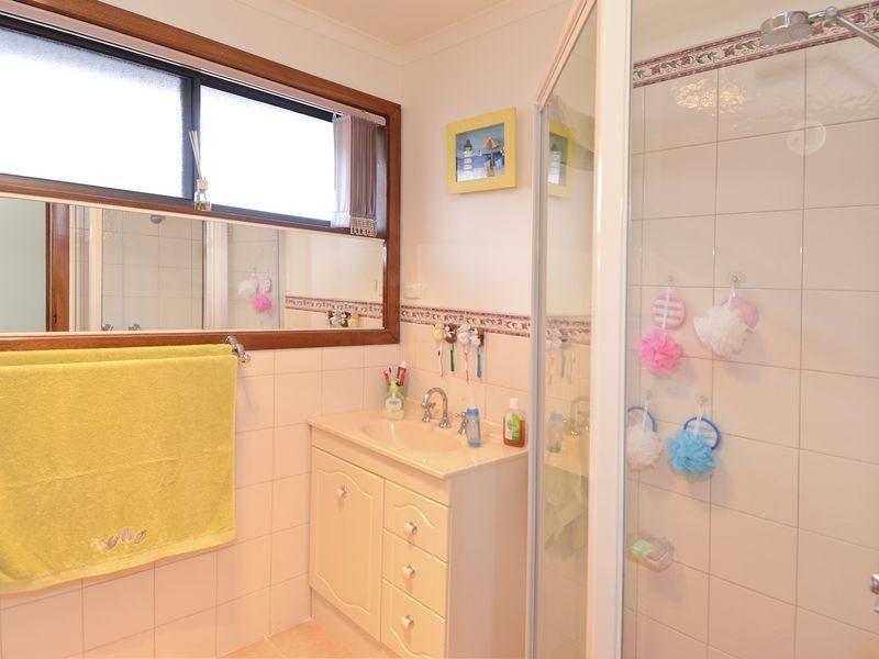 8 Banksia Square, Corio VIC 3214