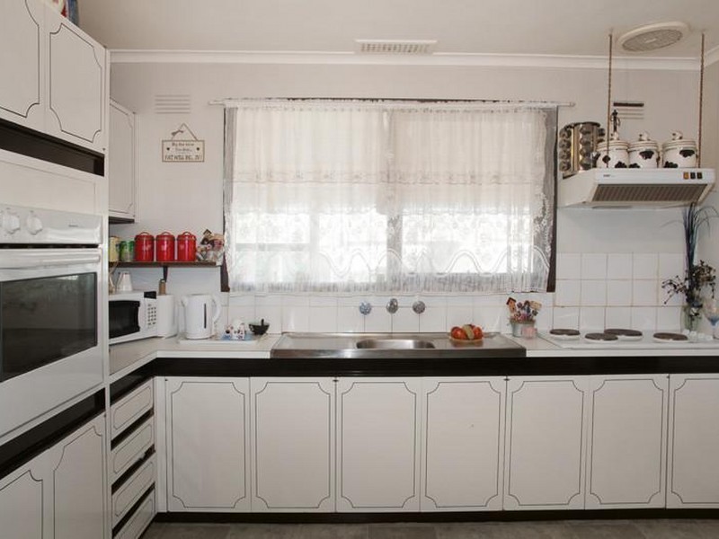 9 Wilkins Close, Corio VIC 3214