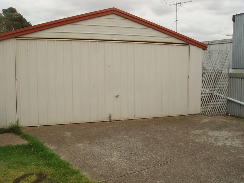 11 Moa Street, Norlane VIC 3214