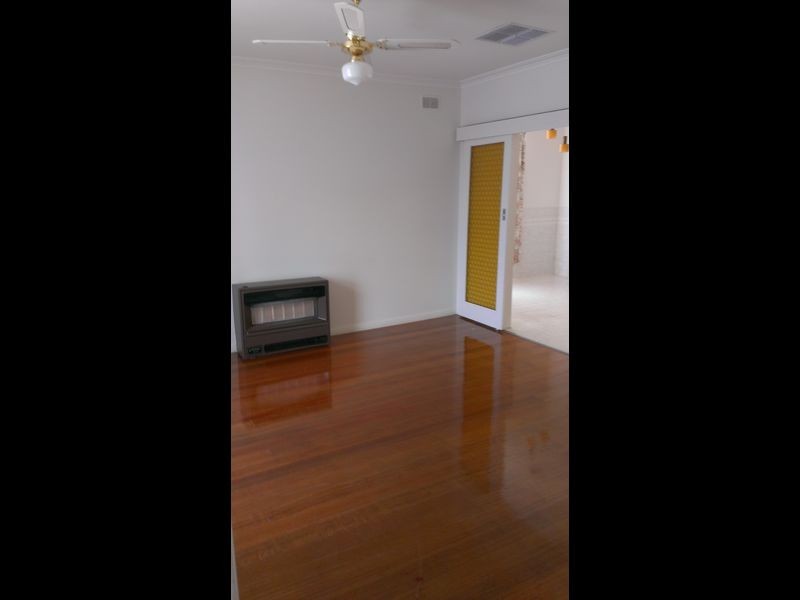 7 Downie Crescent, Hamlyn Heights VIC 3215