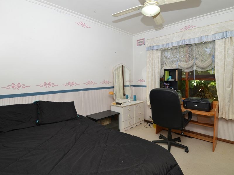 20 Truscott Street, Whittington VIC 3219