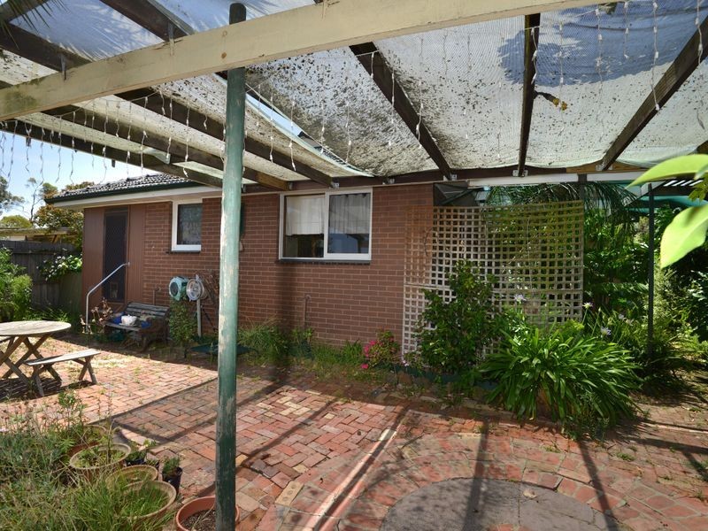 20 Truscott Street, Whittington VIC 3219