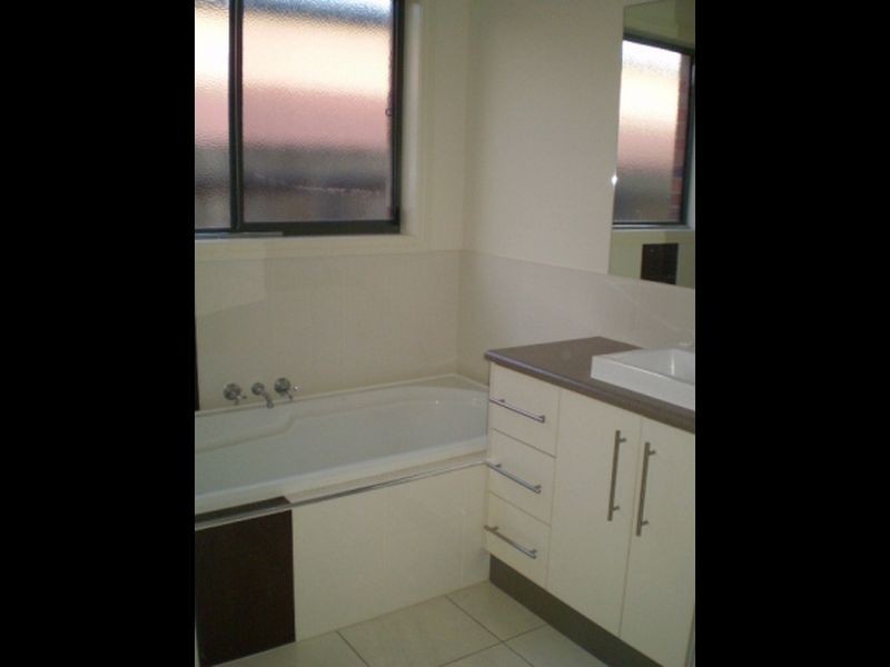 15 Stella Court, Bell Park VIC 3215