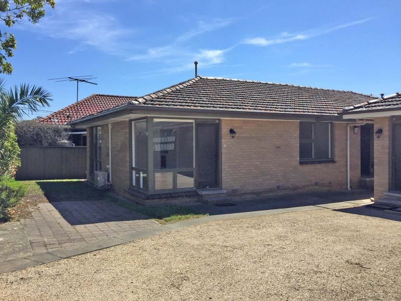 1/24 Bostock Avenue, Manifold Heights VIC 3218