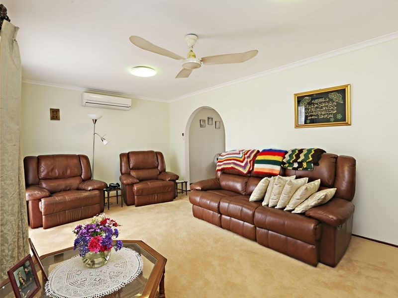 8 Raymond Grove, Corio VIC 3214