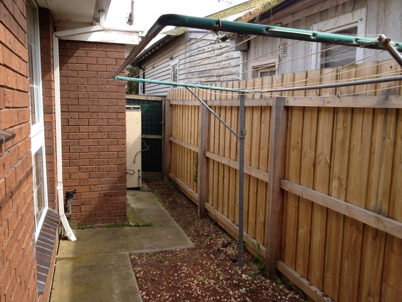 2/112 Isabella Street, Geelong West VIC 3218