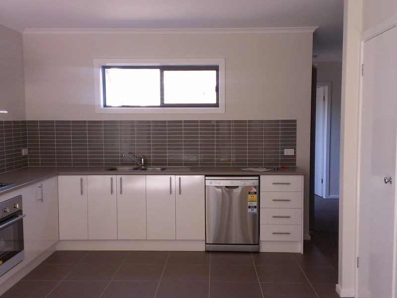 2/263 Princes Highway, Corio VIC 3214