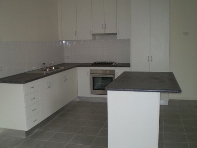 1/174 Church Street, Hamlyn Heights VIC 3215