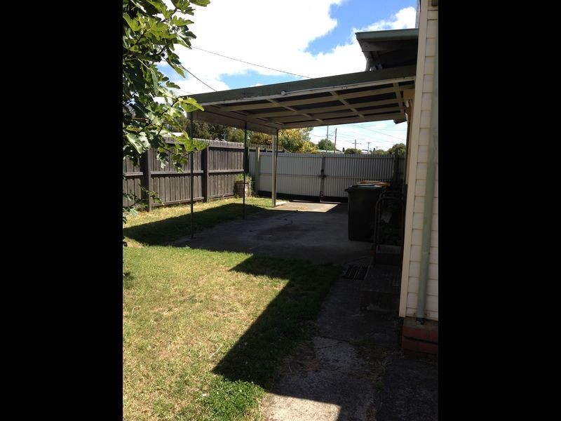 12 Falcon Street, Norlane VIC 3214