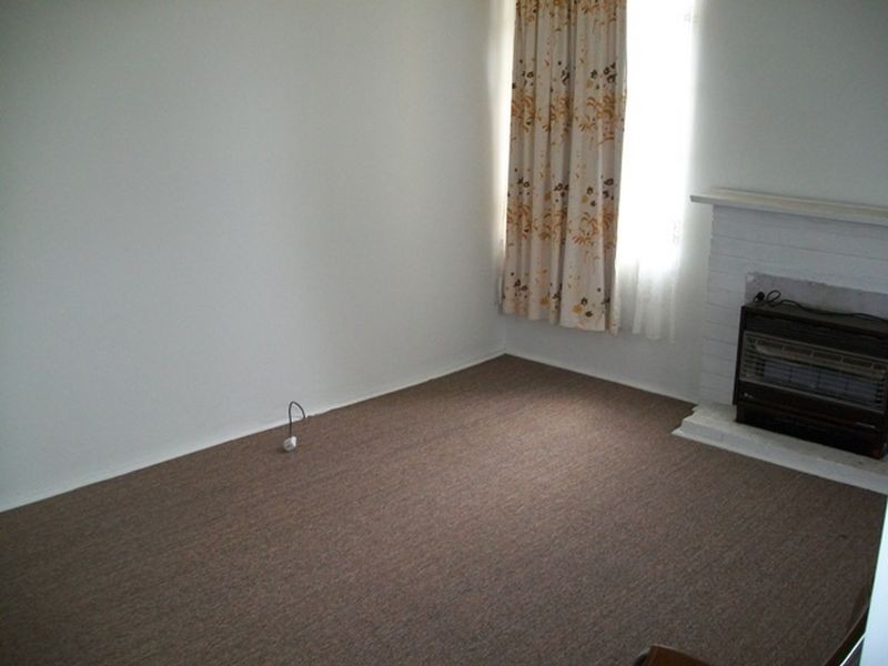 1 Gavin Street, Norlane VIC 3214