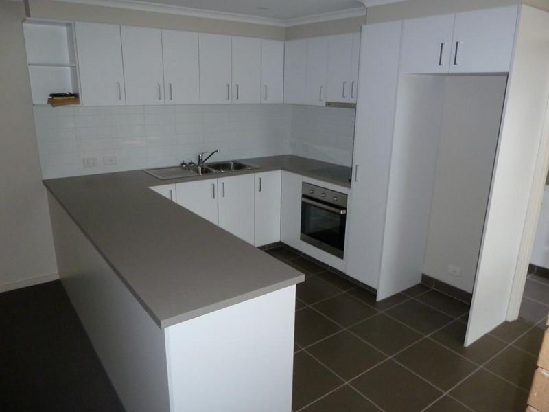 2/59 Sydenham Avenue, Manifold Heights VIC 3218