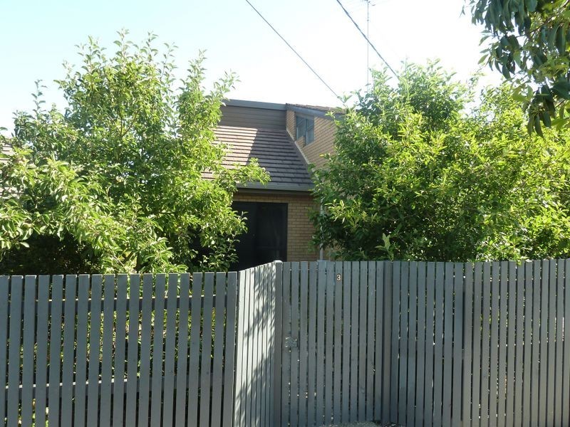 2/59 Sydenham Avenue, Manifold Heights VIC 3218