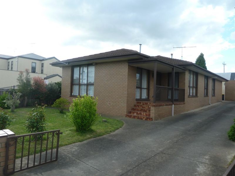 17 Richmond Crescent, Geelong VIC 3220