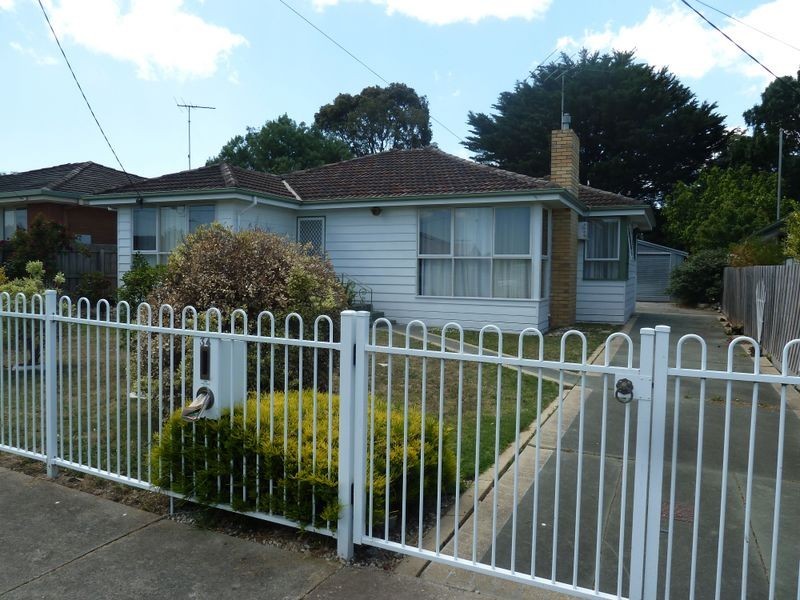 34 Colac Grove, Belmont VIC 3216