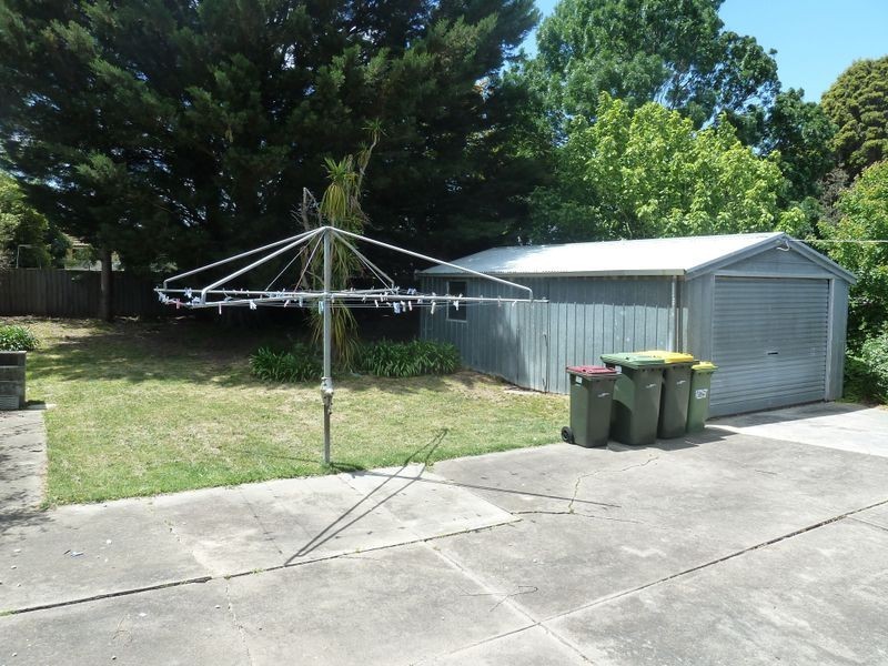 34 Colac Grove, Belmont VIC 3216